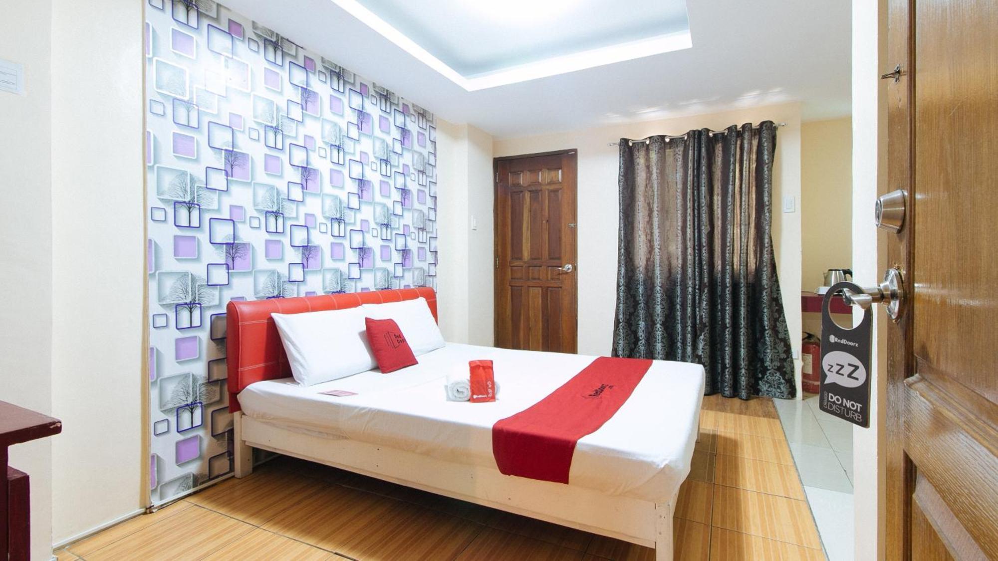 Reddoorz At Dbuilders Rooms Ph2 Taguig Exterior foto