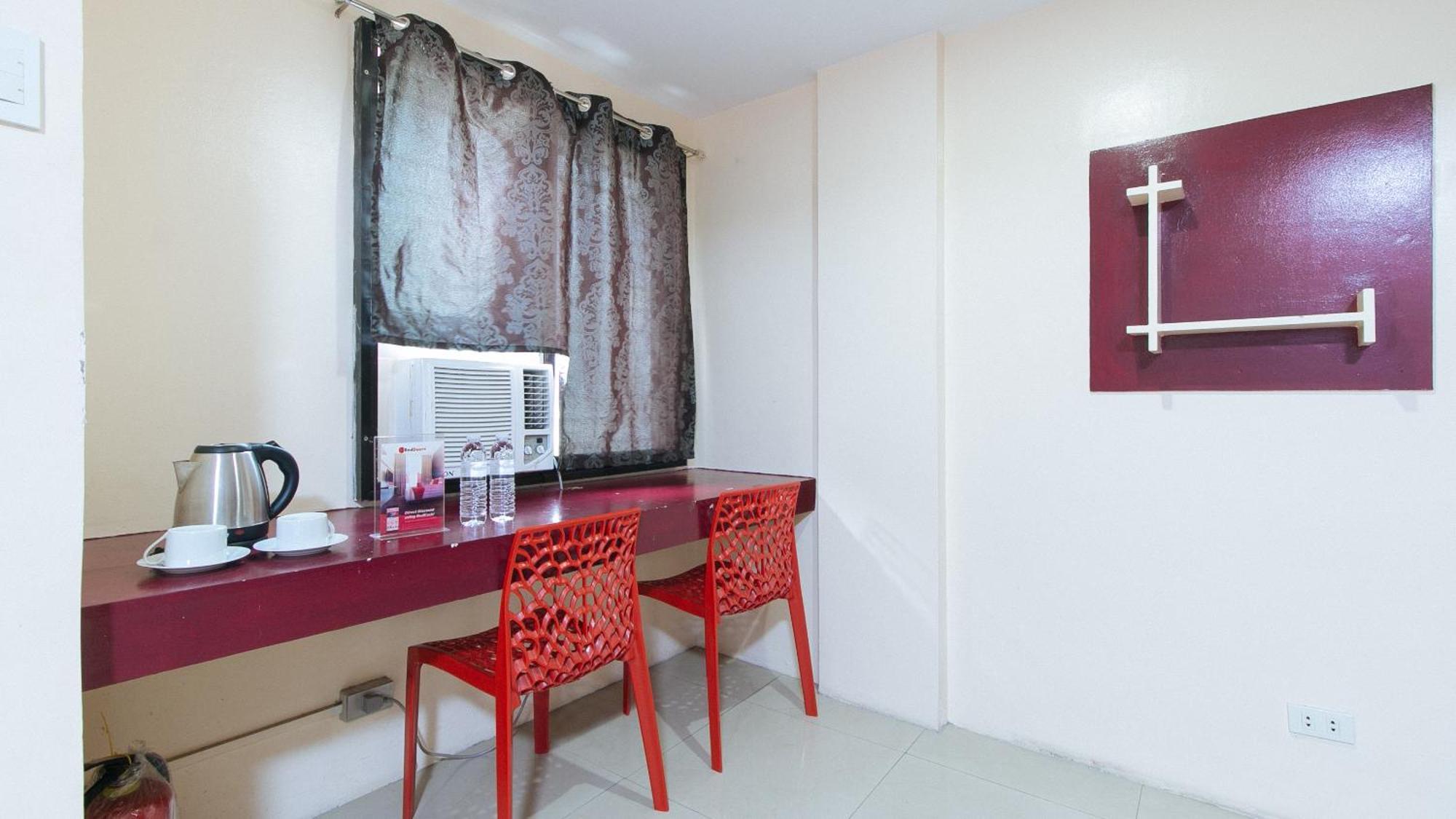 Reddoorz At Dbuilders Rooms Ph2 Taguig Exterior foto