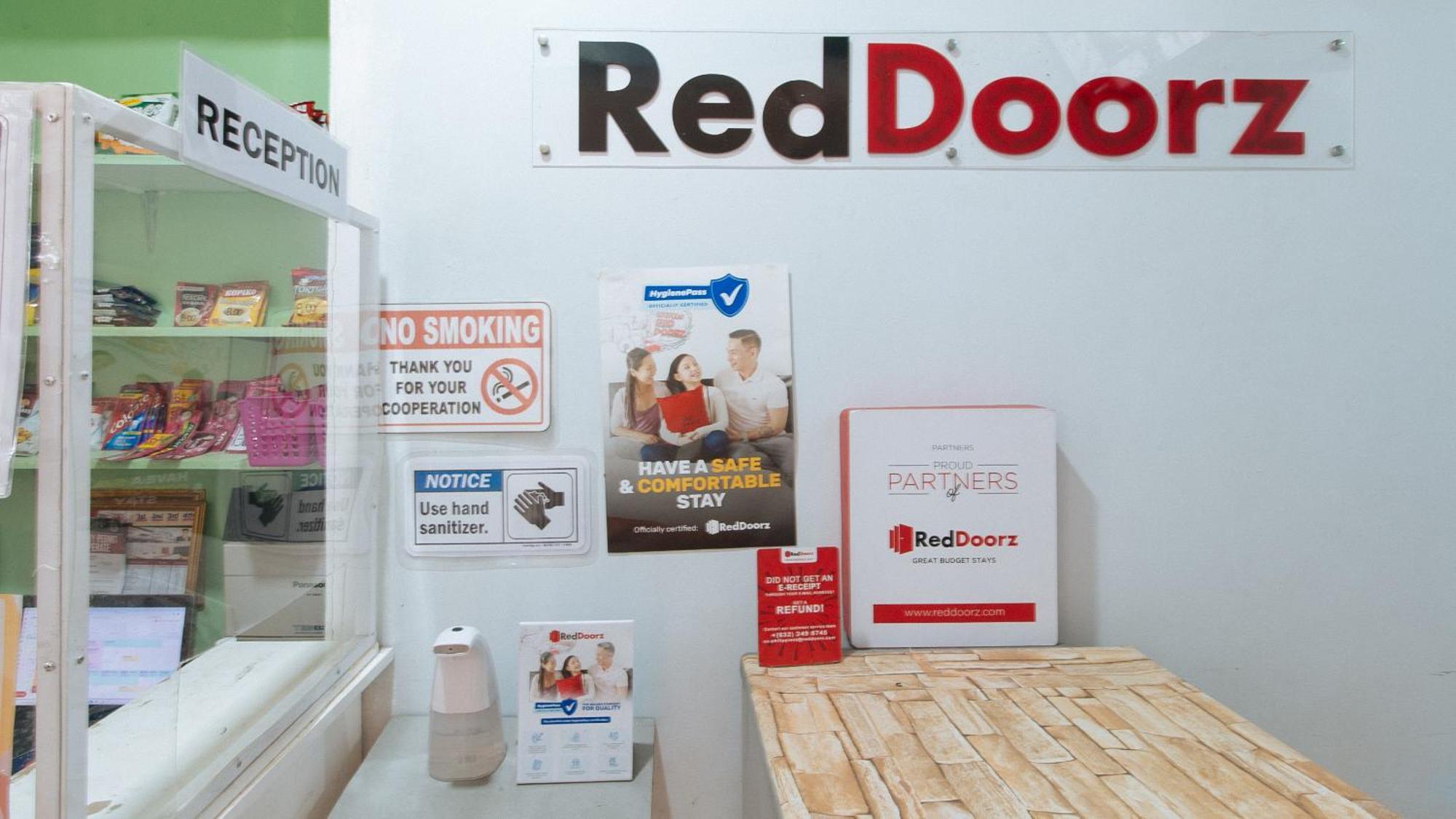 Reddoorz At Dbuilders Rooms Ph2 Taguig Exterior foto
